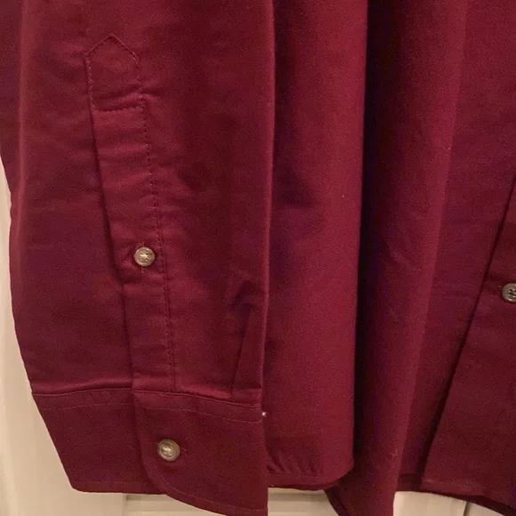 ST. JOHN’S BAY Mens Button Down Shirt Burgundy L Large $40 NWT lcsr - Picture 6 of 11